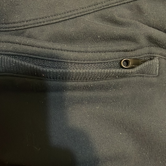 Lululemon men’s pants - Picture 7 of 7